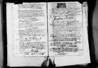 93 vues  - Baptêmes, mariages, sépultures (1722, 18 décembre-1733, 19 décembre) 5 MI 10/1 (ouvre la visionneuse)