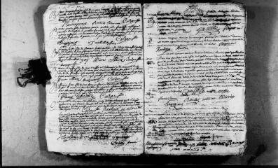 436 vues  - Saint-Étienne.- Baptêmes, mariages, sépultures (1738-1751, 1753-1759) 5 MI 14/1 (ouvre la visionneuse)