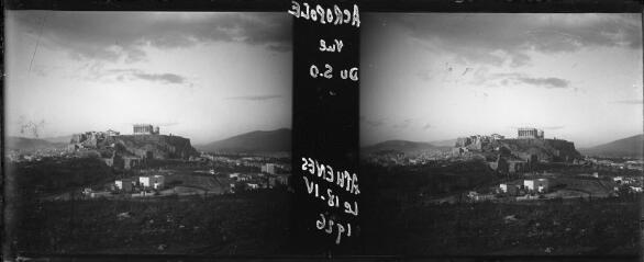 1 vue  - Grèce - Athènes : Acropole vue du s.o., 18 avril 1926. Tourisme autour de la Méditerranée. / [Famille SOULAS (photographe)] (ouvre la visionneuse)