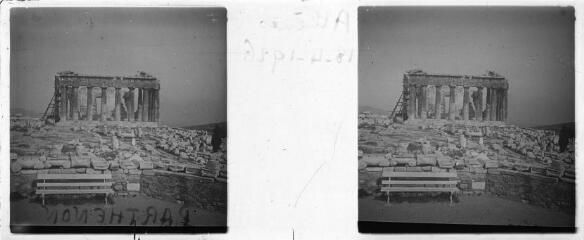 1 vue  - Grèce - Athènes : Parthénon, 18 avril 1926. Tourisme autour de la Méditerranée. / [Famille SOULAS (photographe)] (ouvre la visionneuse)