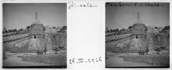 1 vue Palestine - Jérusalem : tombeau d' Absalon, 26 mars 1926. Tourisme autour de la Méditerranée. / [Famille SOULAS (photographe)]